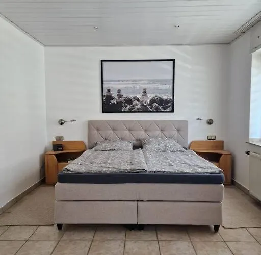 公寓 Stilvolle Eg-wohnung Jüchen